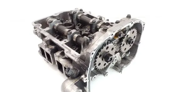 Subaru Forester SH Engine head 7200LH105 2507H 5084