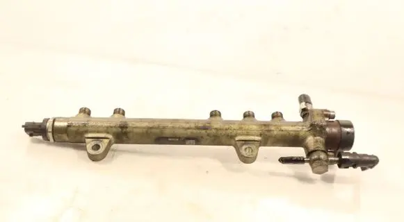 Opel Corsa C Fuel main line pipe 0445214044