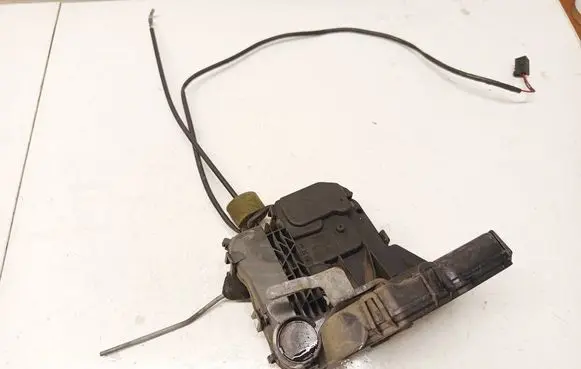 Mercedes-Benz E W211 Front door lock 