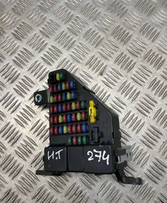 Hyundai Tucson JM Fuse module 911102e001