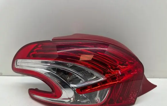 Peugeot 208 I Rear/tail lights 9672628280