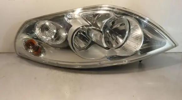 Renault Master III Headlight/headlamp 1ER010117-01