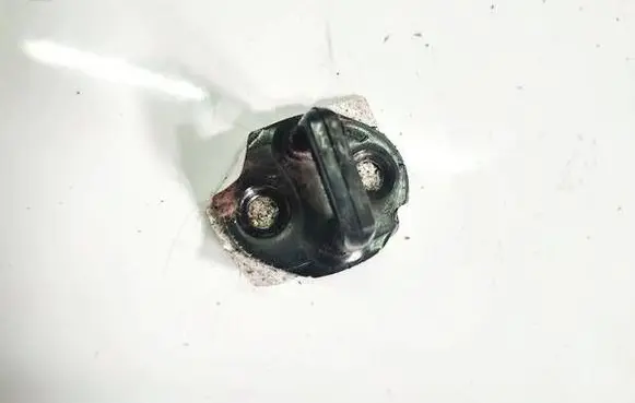 Mitsubishi Galant Front door lock loop/hook striker 