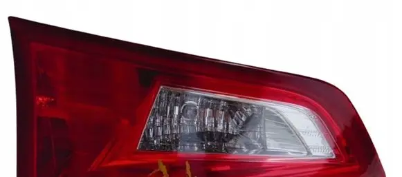 Toyota Auris E180 Rear/tail lights set 