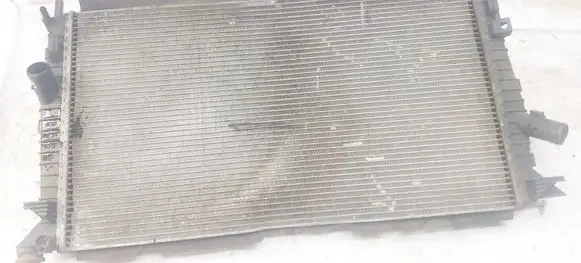 Ford Focus Coolant radiator 3m5h8005tl