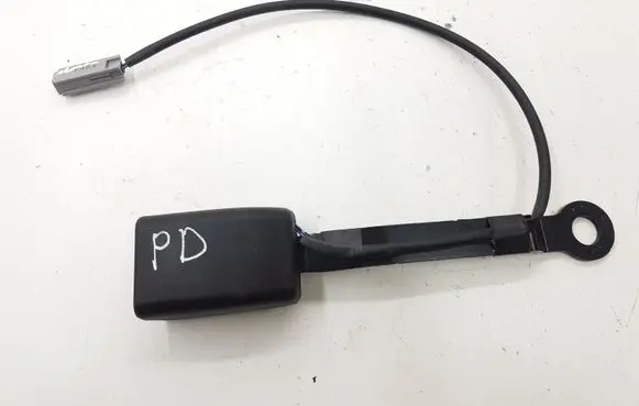Mazda CX-5 Front seatbelt buckle 120215DB