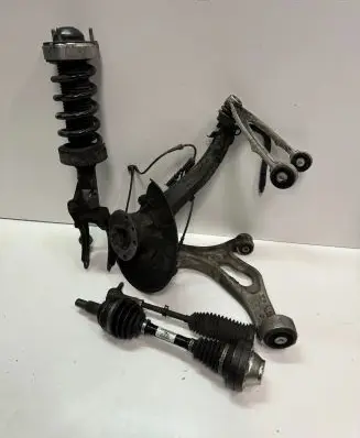 Volkswagen Touareg II Front wheel hub spindle knuckle 7P6407265A 7P0407271C