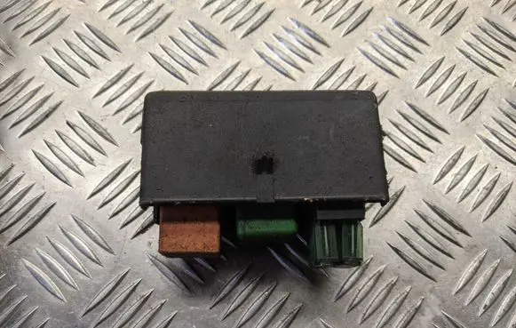 Opel Sintra Fuse box set 90504535