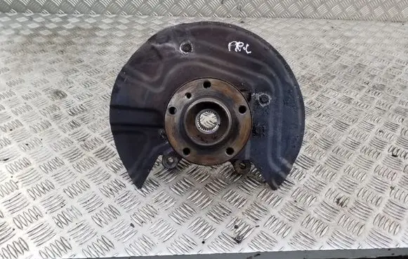 BMW X3 E83 Front wheel hub