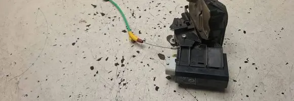 Front door lock