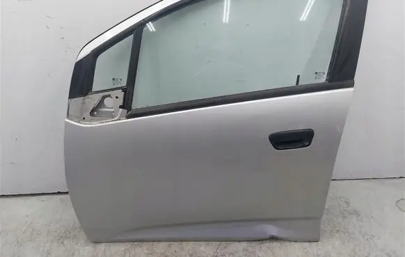 Chevrolet Spark Front door 
