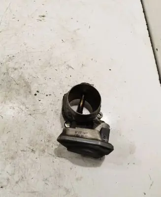 BMW 1 E81 E87 Throttle valve 7804384 B70120817
