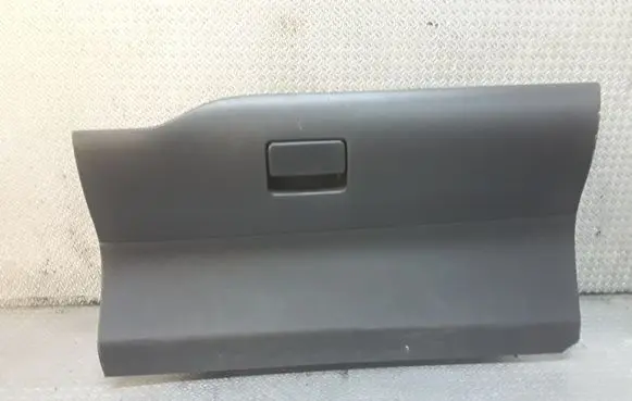 Toyota Auris 150 Glove box 5555202100