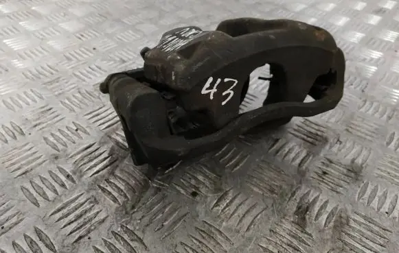 Honda CR-V Front brake caliper Y04264