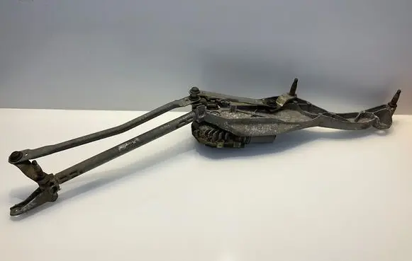 Mercedes-Benz E W211 Front wiper linkage and motor A2118200940 3397020788 2118200940