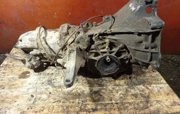 Audi 100 200 5000 C3 Manual 5 speed gearbox AAZ