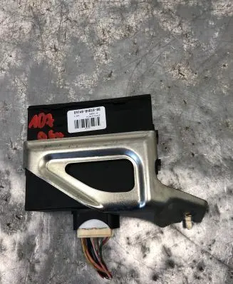 Peugeot 107 Central body control module 89740-0H010