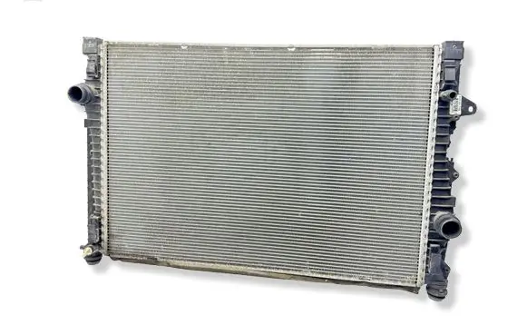 Land Rover Evoque I Coolant radiator GJ328005BB
