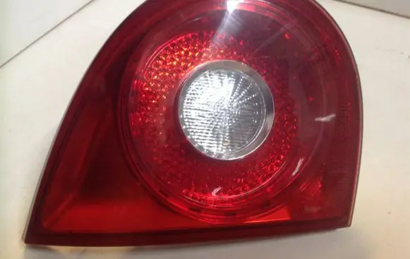 Volkswagen Golf V Tailgate rear/tail lights 1K6945093F