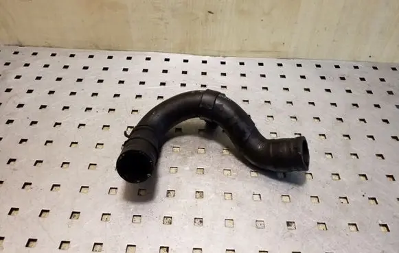 Volkswagen PASSAT CC Engine coolant pipe/hose