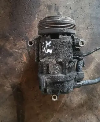 BMW X3 E83 Air conditioning (A/C) compressor (pump)