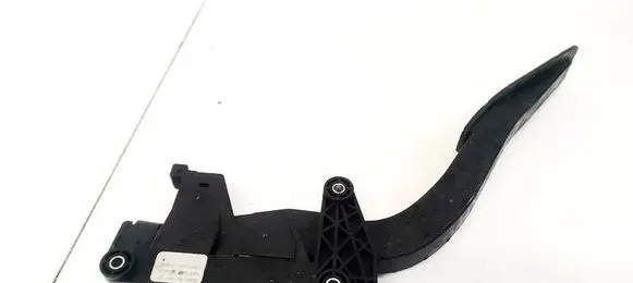 Chevrolet Captiva Accelerator throttle pedal 96625893