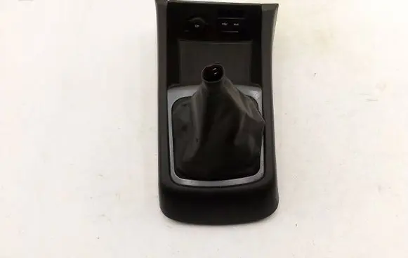 KIA Ceed Gear shifter surround trim plastic 846511H000 1404278