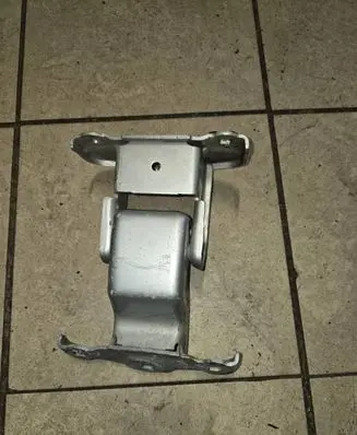 Rear door upper hinge