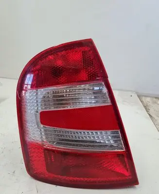 Skoda Fabia Mk1 (6Y) Rear/tail lights 6Y6945095D 6Y6945111C