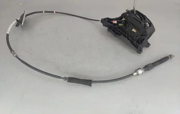 Lexus RX 450H Gear shifter/selector 75J397