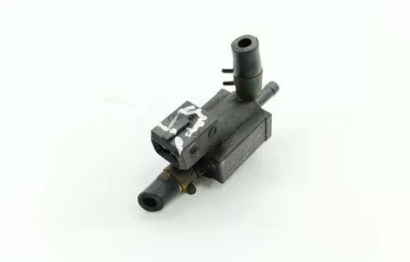 Volvo XC90 Turbo solenoid valve 8627299 72224006