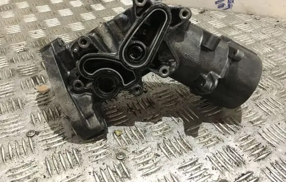 BMW X5 E70 Oil filter mounting bracket 7788453