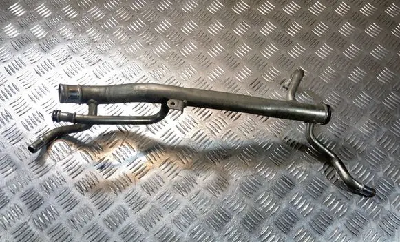 Volvo V40 Engine coolant pipe/hose