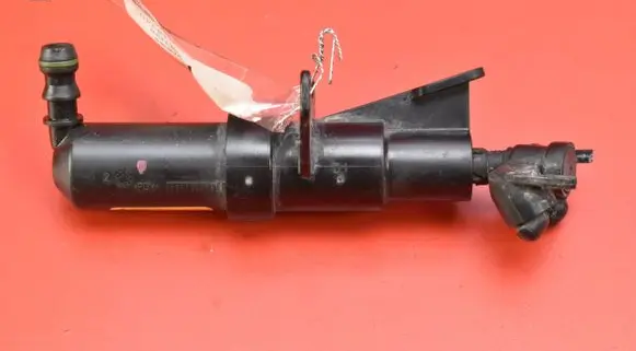 Skoda Octavia Mk2 (1Z) Windshield washer spray nozzle 1Z0955965A