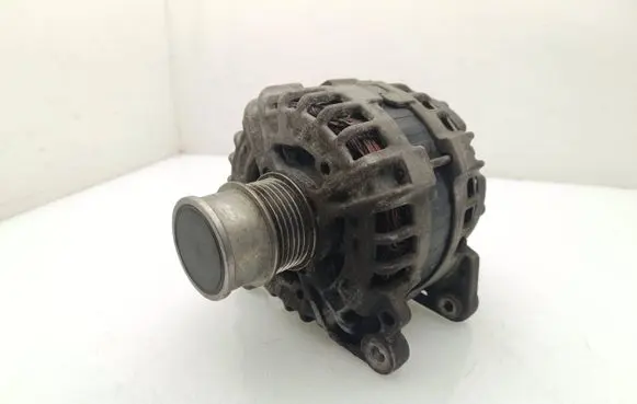 Skoda Octavia Mk3 (5E) Generator/alternator 04C903023L F000BL08F2