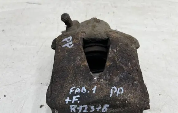 Skoda Fabia Mk1 (6Y) Front brake caliper