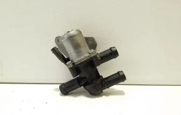 Volvo XC40 Electric auxiliary coolant/water pump 31461924