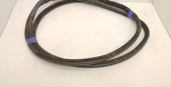 BMW 5 F10 F11 Front door rubber seal 7182270
