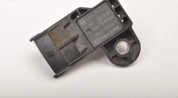 Land Rover Discovery 5 Turbo air boost pressure sensor H4P3-12B676-AA