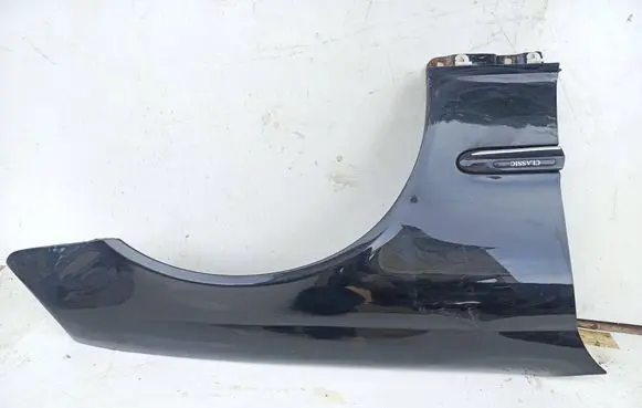 Mercedes-Benz E W211 Fender 2118801318