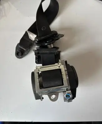 BMW 7 E65 E66 Front seatbelt 561148401 21636 010R000
