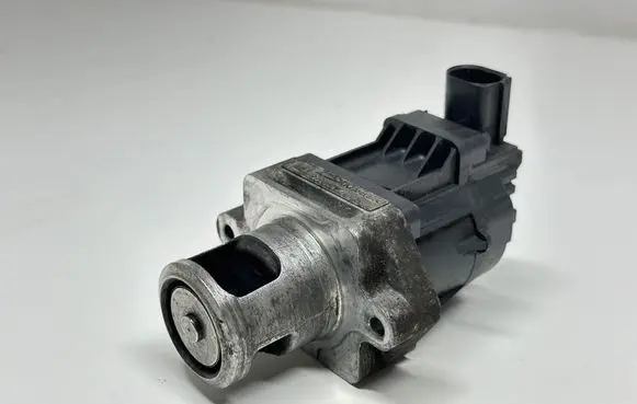 Opel Insignia A EGR valve 55566052
