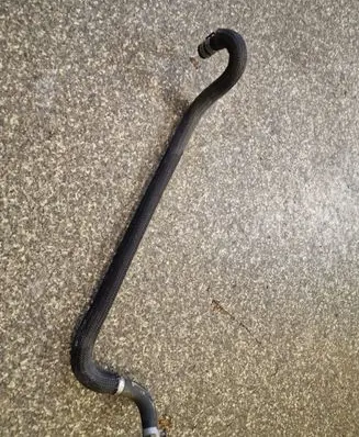 Ford Mustang V Engine coolant pipe/hose