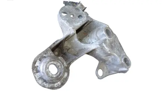 Audi A4 S4 B6 8E 8H Engine mounting bracket 8E0199352F