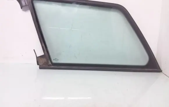 Audi A4 S4 B5 8D Rear side window