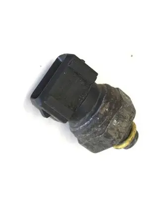 Volvo XC70 Air conditioning (A/C) pressure sensor 30899051