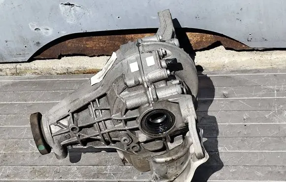 Porsche Macan (95B) Rear differential 95B525015M