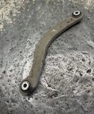 Mercedes-Benz C W204 Rear control arm