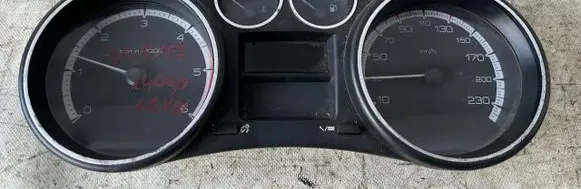 Peugeot 308 Speedometer (instrument cluster) 9674936280