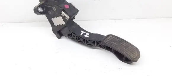 Toyota Avensis T270 Accelerator throttle pedal 7811002022 02641087259 11238C